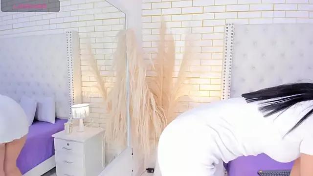 Check-out your craziest wishes with our pick of gaming cams models, featuring big knockers, round tails and tight twats.