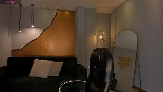 KylieJenkins from StripChat is Freechat