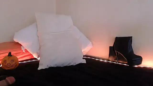 Lady_Nympho from StripChat is Freechat