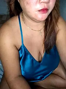 lady_rosie from StripChat is Freechat