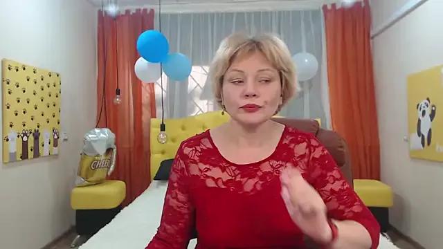 LadyElina from StripChat is Freechat