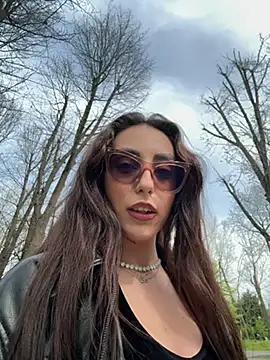 Check-out your craziest wishes with our pick of gaming cams models, featuring big knockers, round tails and tight twats.