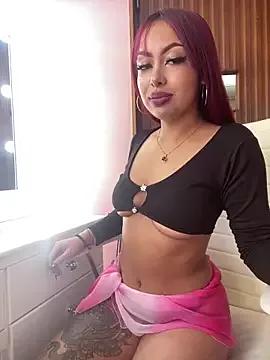Check-out your craziest wishes with our pick of gaming cams models, featuring big knockers, round tails and tight twats.