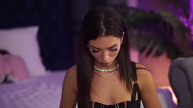 Check-out your craziest wishes with our pick of gaming cams models, featuring big knockers, round tails and tight twats.