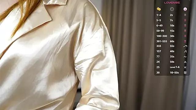 Check-out your craziest wishes with our pick of gaming cams models, featuring big knockers, round tails and tight twats.