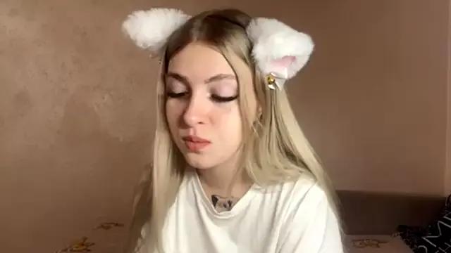 LanaNoir from StripChat is Freechat