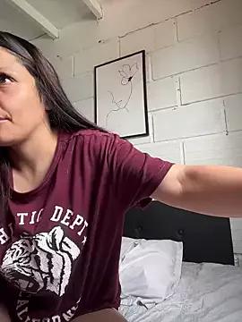 Check-out your craziest wishes with our pick of gaming cams models, featuring big knockers, round tails and tight twats.