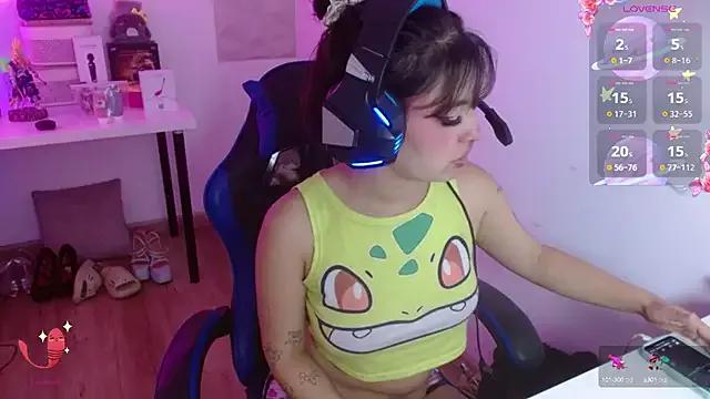 larah_uwu from StripChat is Freechat