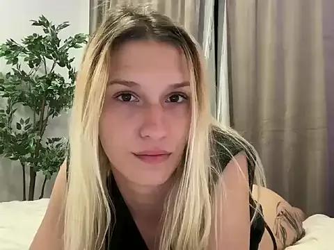 LaraStone69 from StripChat is Freechat