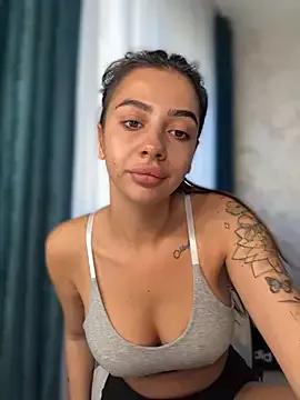 LaraVegas_ from StripChat is Freechat