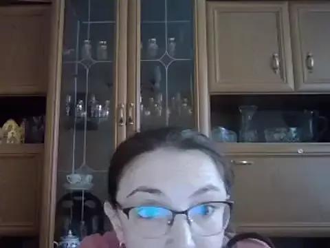 Larrisa40 from StripChat is Freechat