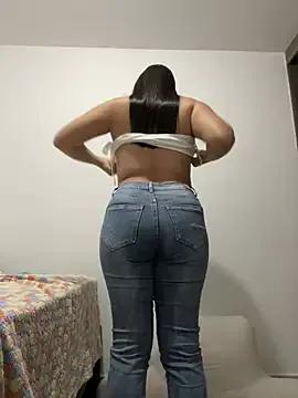 Check-out your craziest wishes with our pick of gaming cams models, featuring big knockers, round tails and tight twats.