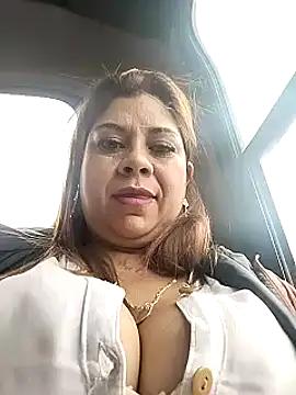 Laura-Hernandez from StripChat is Freechat