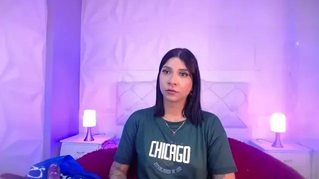 Laura_Angeel from StripChat is Freechat
