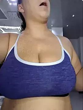 Check-out your craziest wishes with our pick of gaming cams models, featuring big knockers, round tails and tight twats.