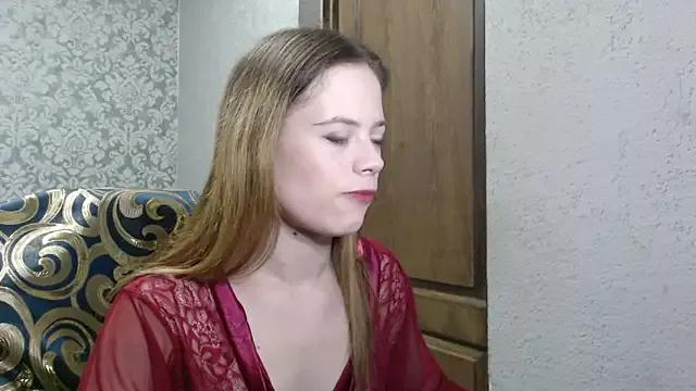 LauraBlan from StripChat is Freechat