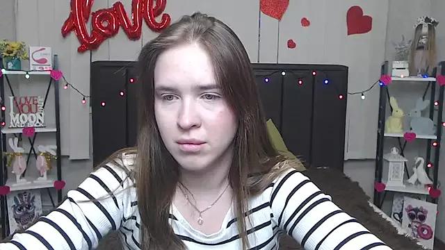 LauraHlot from StripChat is Freechat