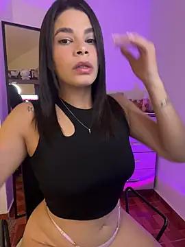 Check-out your craziest wishes with our pick of gaming cams models, featuring big knockers, round tails and tight twats.