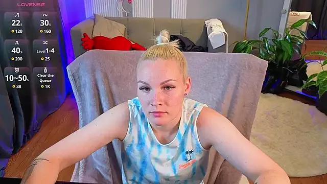 Leia_Rose from StripChat is Freechat