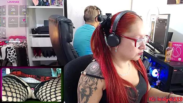 Check-out your craziest wishes with our pick of gaming cams models, featuring big knockers, round tails and tight twats.