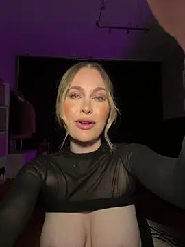 Lena_Blom from StripChat is Freechat