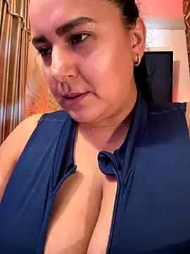 Check-out your craziest wishes with our pick of gaming cams models, featuring big knockers, round tails and tight twats.