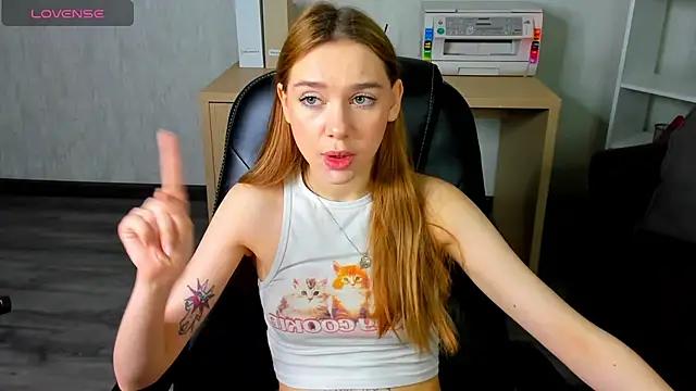 Check-out your craziest wishes with our pick of gaming cams models, featuring big knockers, round tails and tight twats.