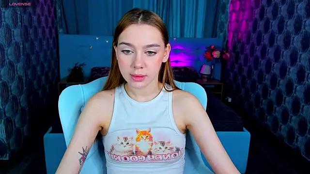 Check-out your craziest wishes with our pick of gaming cams models, featuring big knockers, round tails and tight twats.