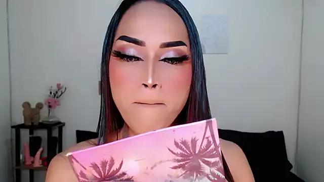 Photos of Lessandra_Lust from StripChat is Freechat