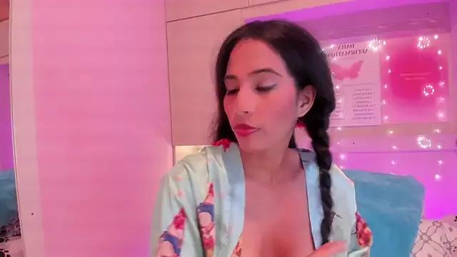 Check-out your craziest wishes with our pick of gaming cams models, featuring big knockers, round tails and tight twats.