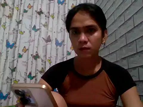 lexyyr17 from StripChat is Freechat