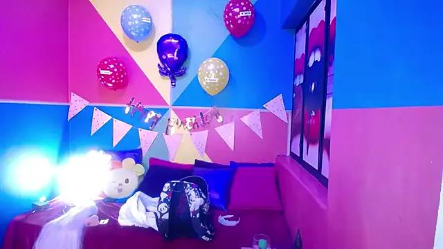 LIA_SOUL from StripChat is Freechat