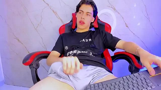Liam_velez from StripChat is Freechat