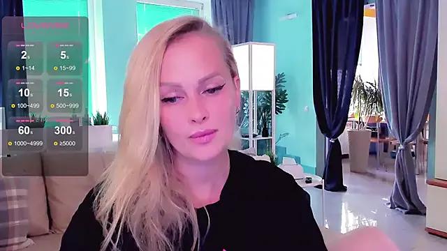 Check-out your craziest wishes with our pick of gaming cams models, featuring big knockers, round tails and tight twats.