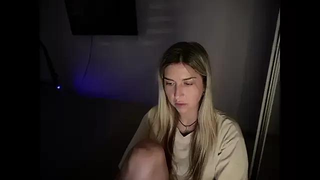 Lick_N_Tease from StripChat is Freechat