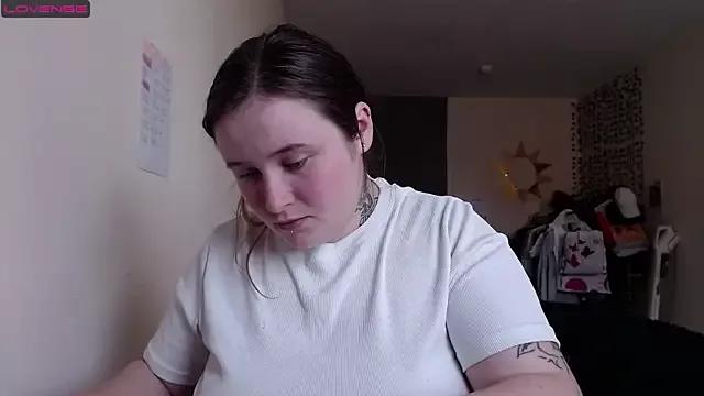 Light_Luna from StripChat is Freechat