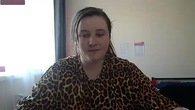 Light_Luna from StripChat is Freechat