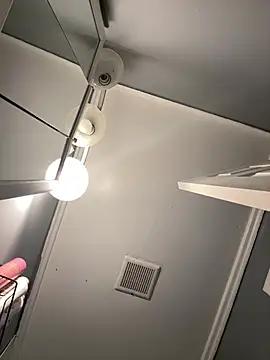 Liilyxxx from StripChat