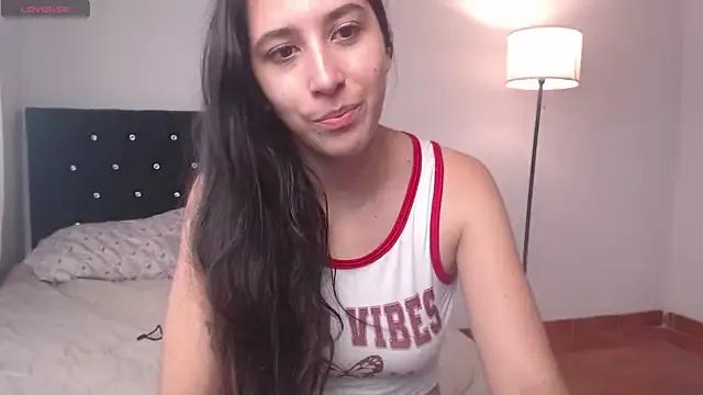 lilacream from StripChat is Freechat