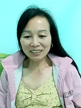 Lili-123k from StripChat is Freechat