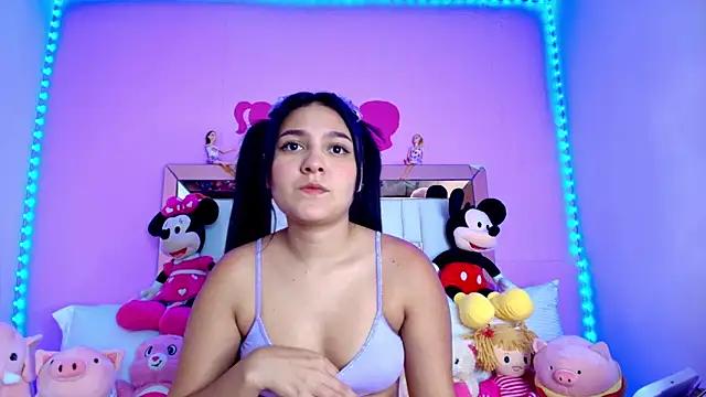 Check-out your craziest wishes with our pick of gaming cams models, featuring big knockers, round tails and tight twats.