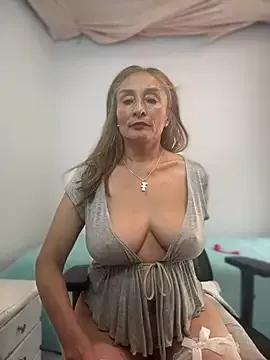 lilian_prada from StripChat is Freechat