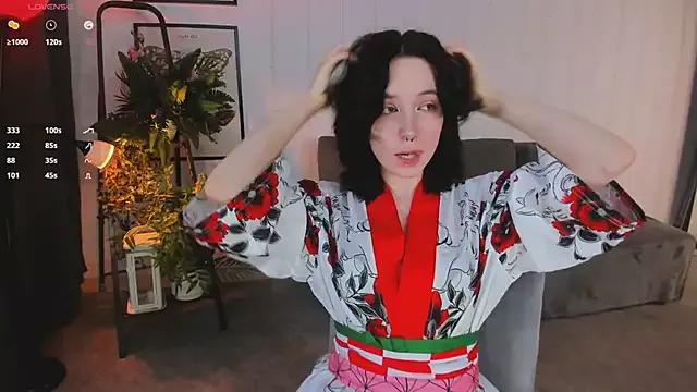 lilithlunna from StripChat is Freechat