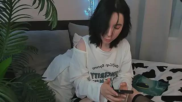 lilithlunna from StripChat is Freechat