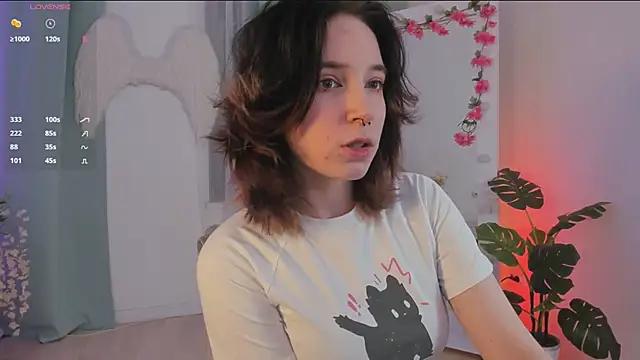 lilithlunna from StripChat