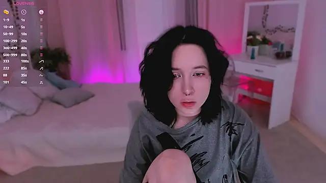 lilithlunna from StripChat