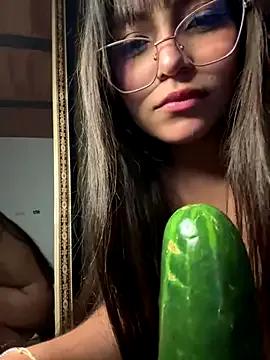 Check-out your craziest wishes with our pick of gaming cams models, featuring big knockers, round tails and tight twats.