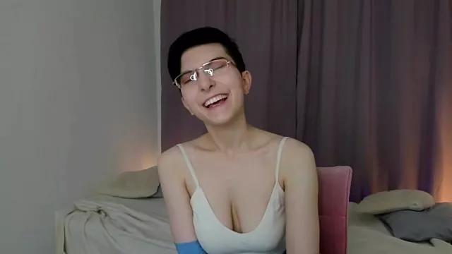 Check-out your craziest wishes with our pick of gaming cams models, featuring big knockers, round tails and tight twats.