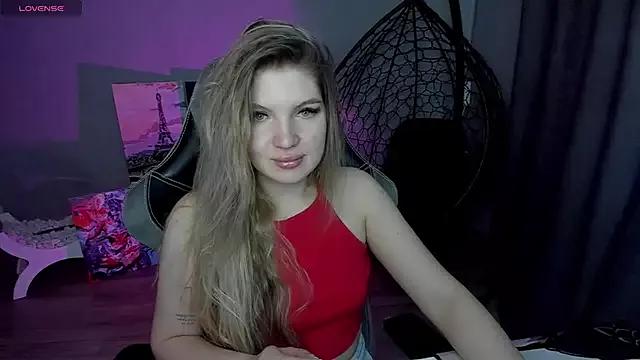 Check-out your craziest wishes with our pick of gaming cams models, featuring big knockers, round tails and tight twats.