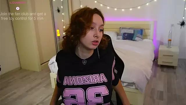 LilyannRosse from StripChat is Freechat